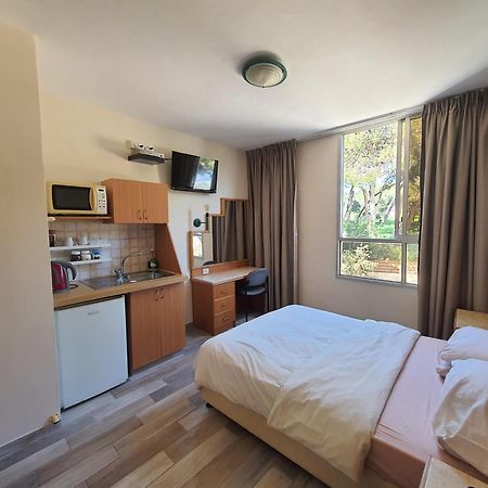 Marom Residence Romema Haifa Exteriör bild