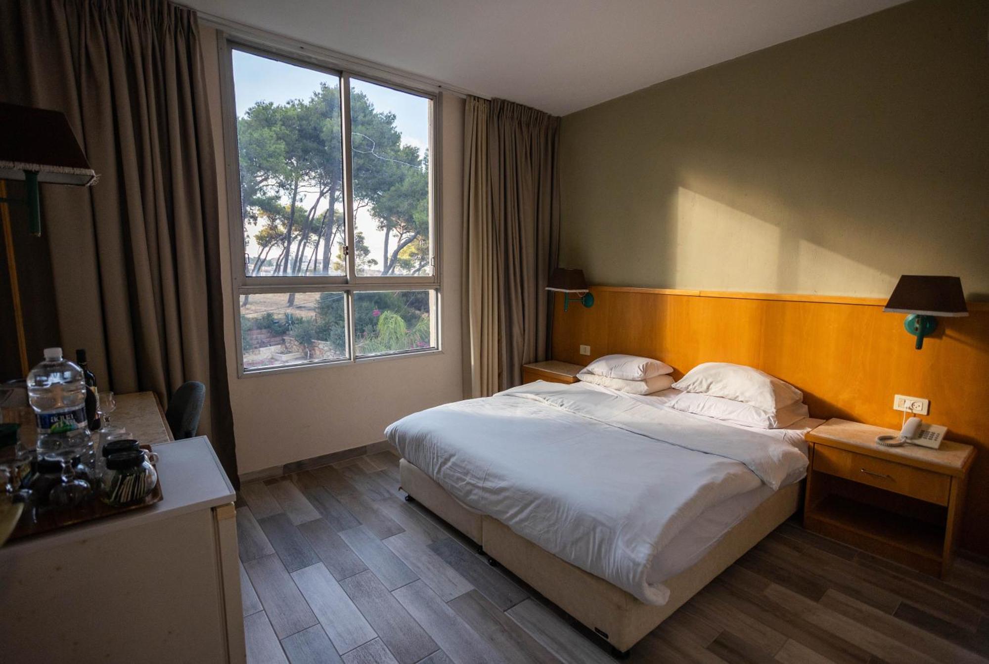 Marom Residence Romema Haifa Exteriör bild